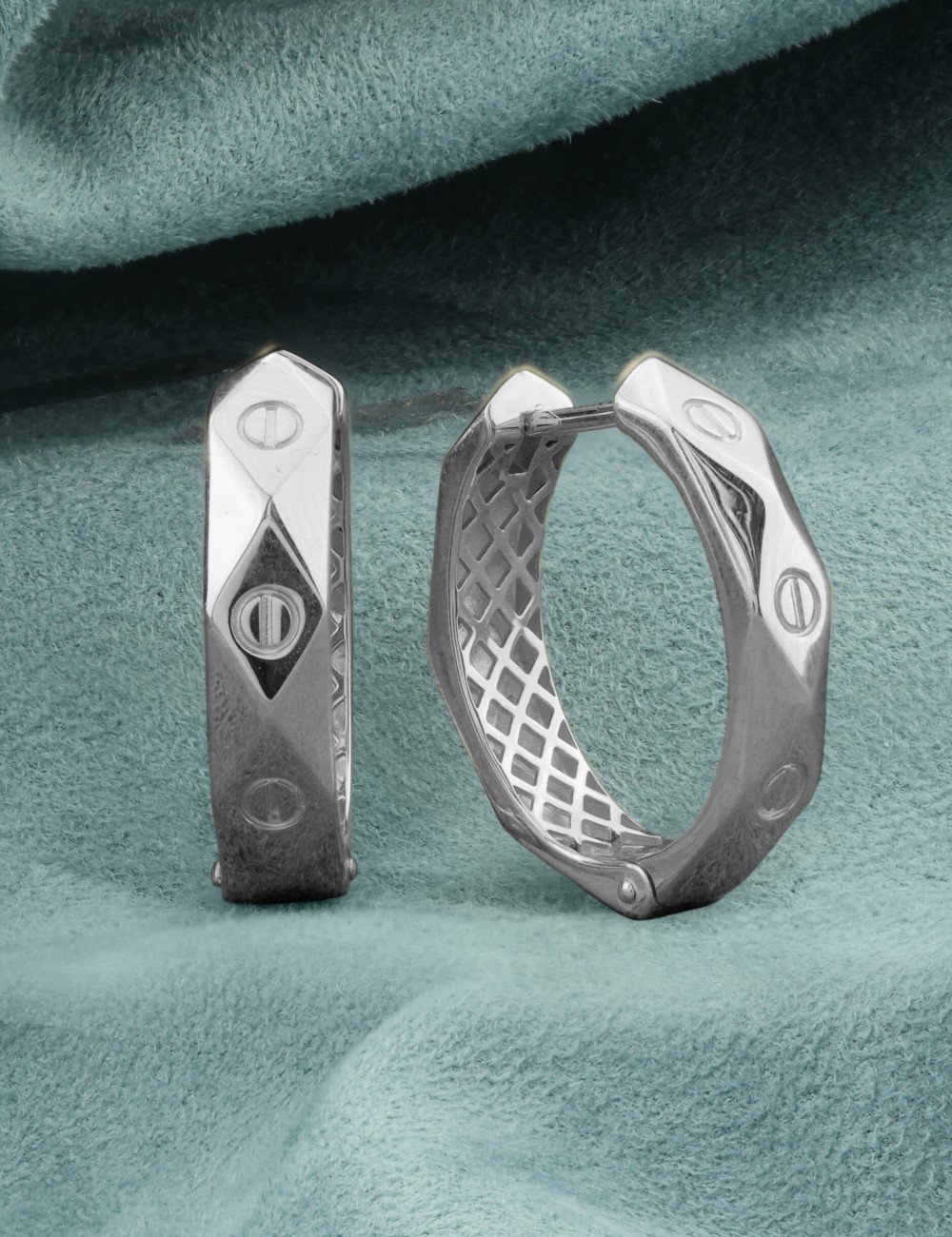 Серьги из белого золота