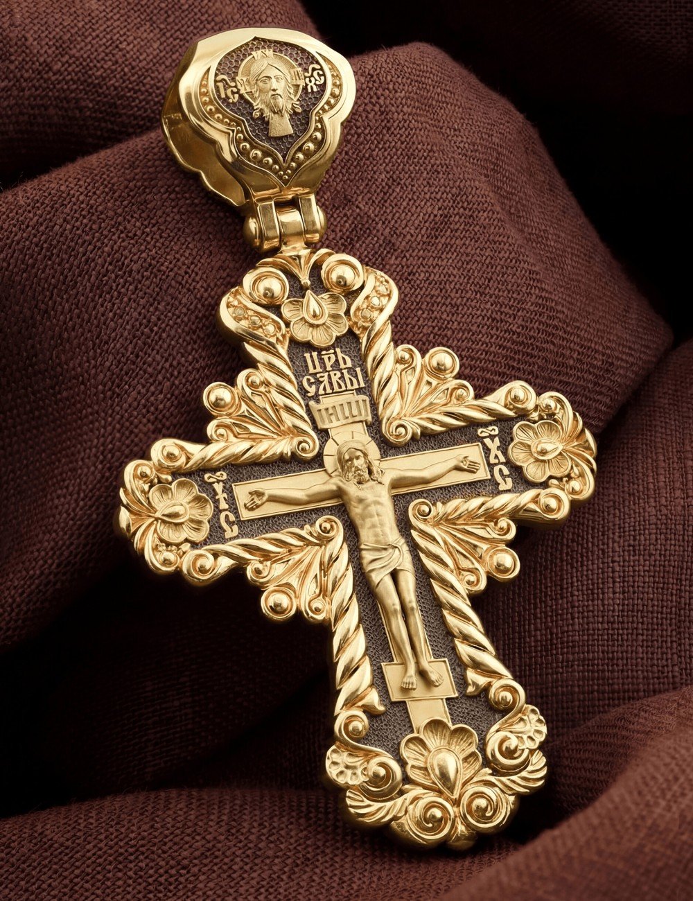 Крест из лимонного золота