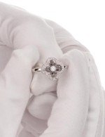 Кольцо из белого золота c бриллиантами