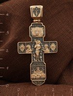 Крест из золота