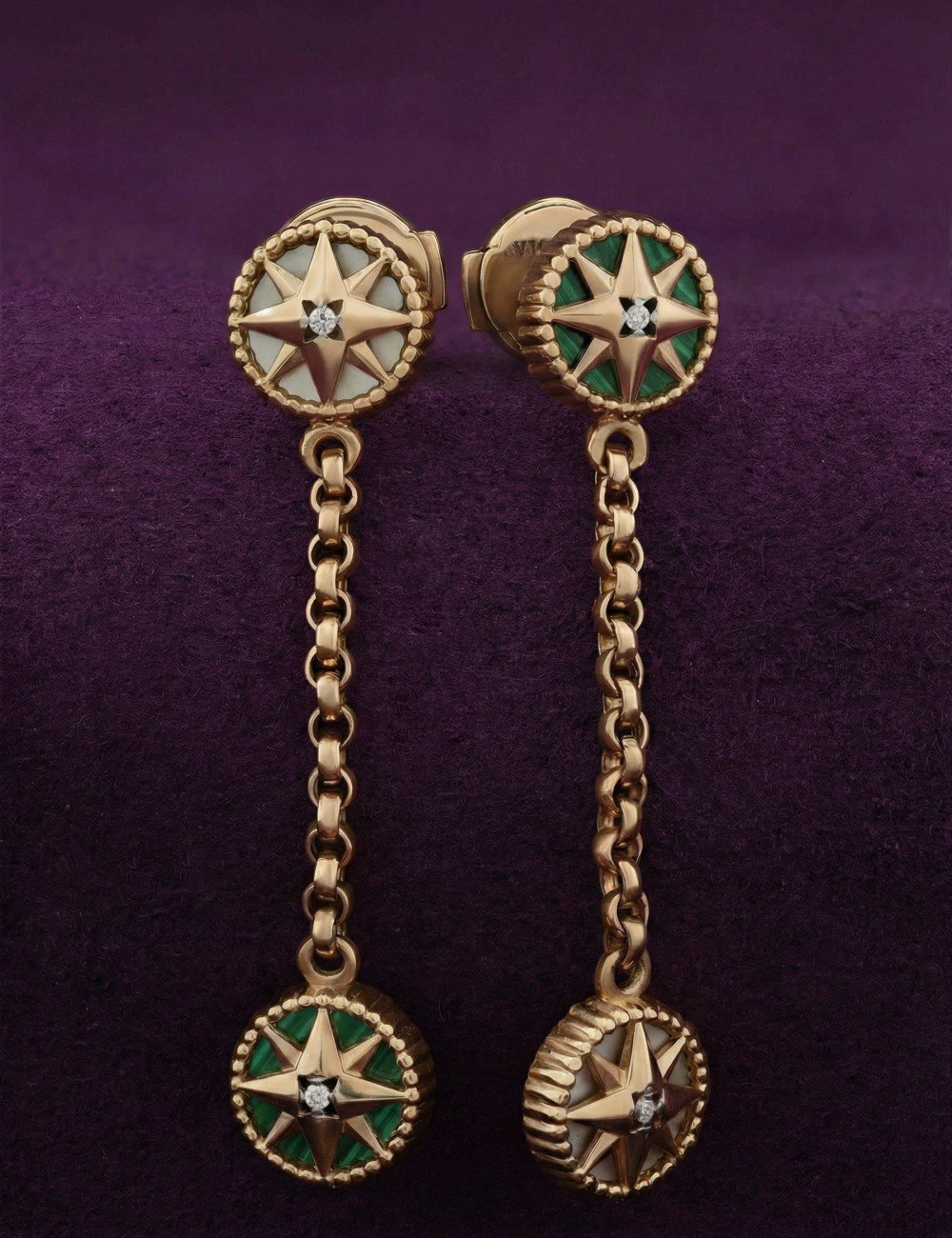 Серьги из золота c бриллиантами, малахитом и перламутром