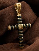 Крест из лимонного золота c ониксом