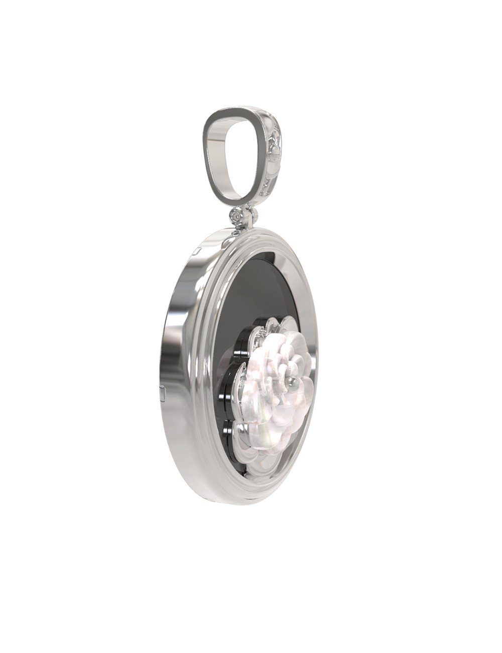 Подвеска из белого золота c ониксом и перламутром