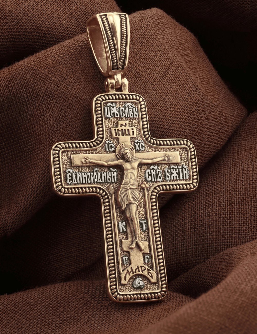 Крест из золота