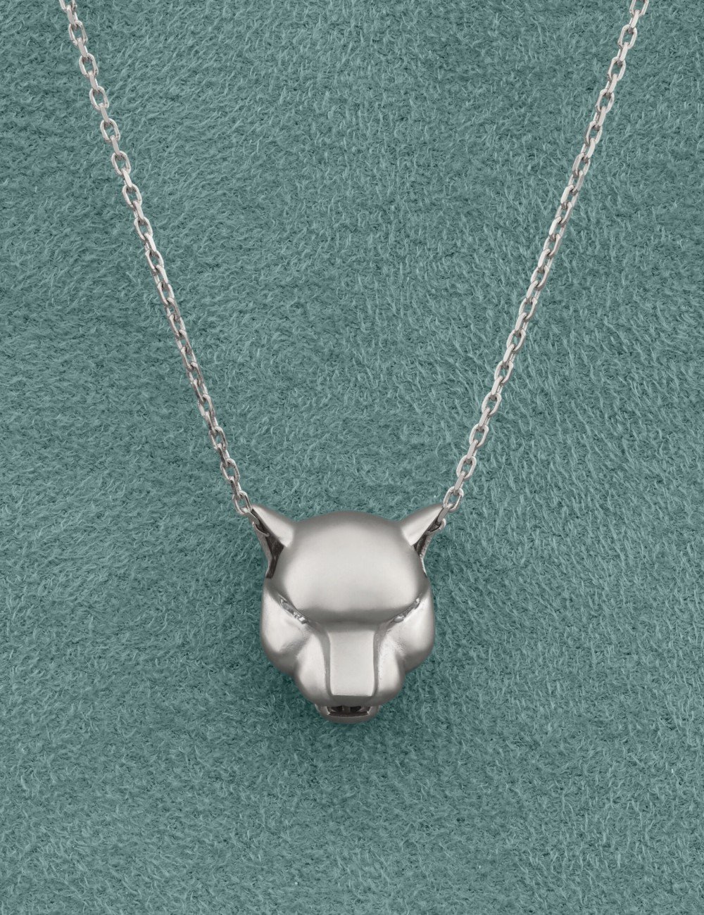 Колье из белого золота c бриллиантами