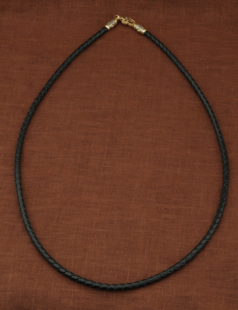 Гайтан из лимонного золота c кожаным шнурком