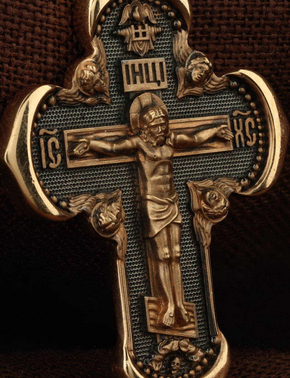 Крест из золота