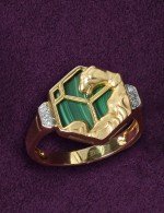 Кольцо из лимонного золота c бриллиантами и малахитом