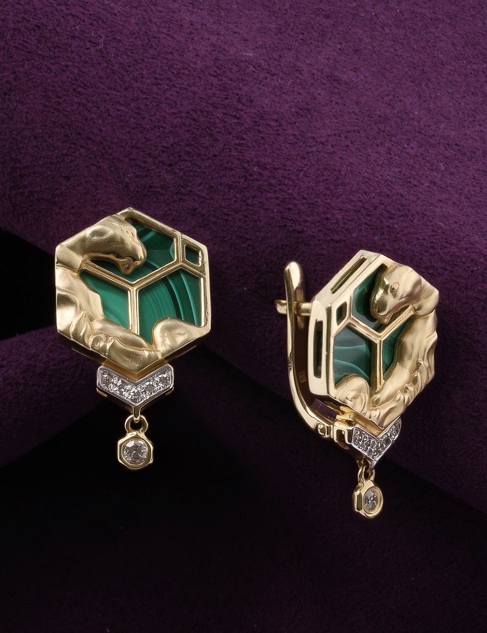 Серьги из лимонного золота c бриллиантами и малахитом