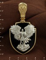 Образок из лимонного золота c эмалью и ониксом