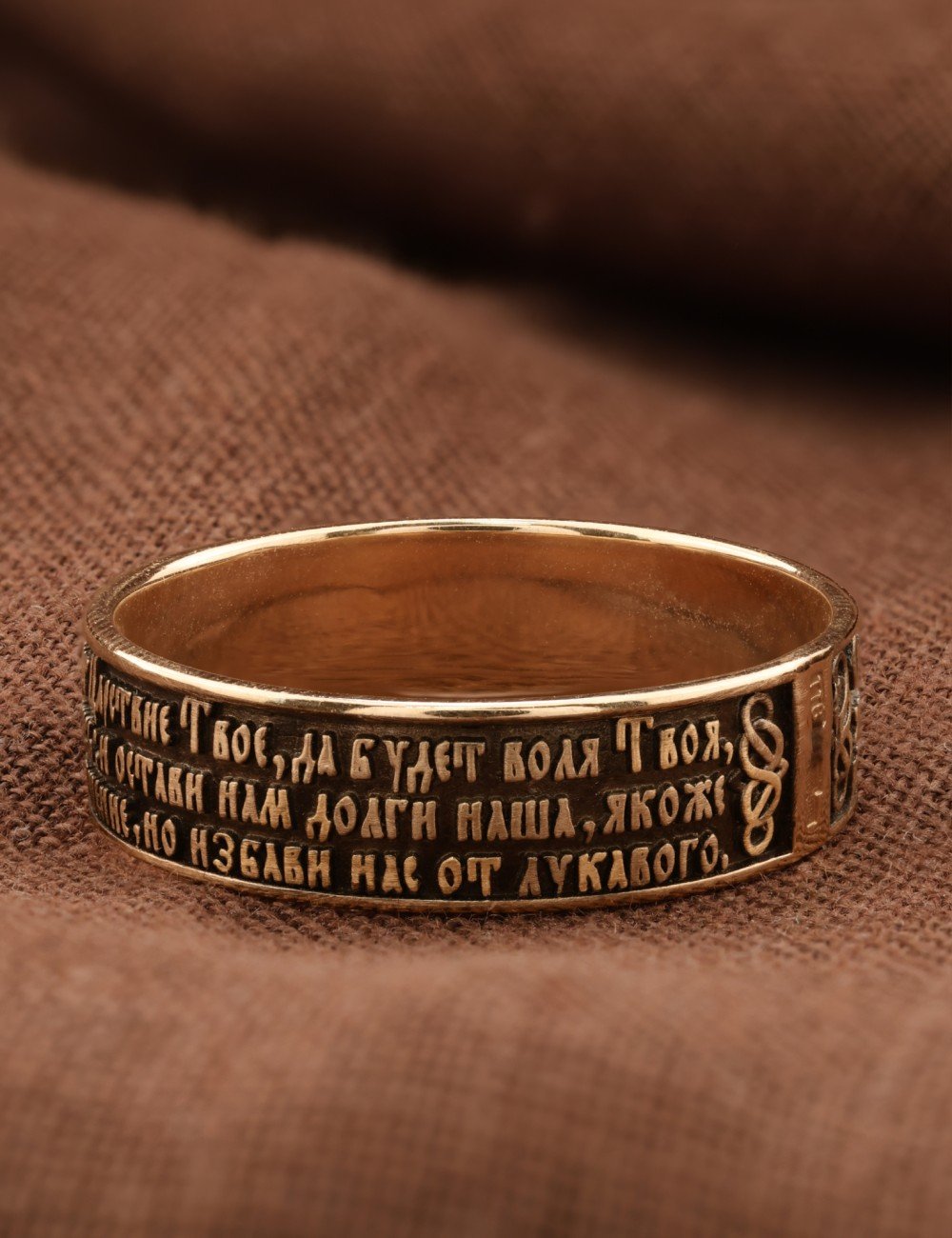 Кольцо из золота