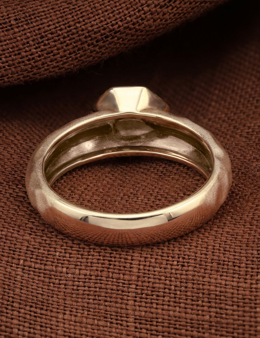 Кольцо из золота