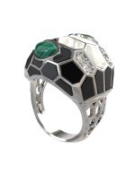 Кольцо из белого золота c бриллиантами, рубином, ониксом, малахитом и перламутром