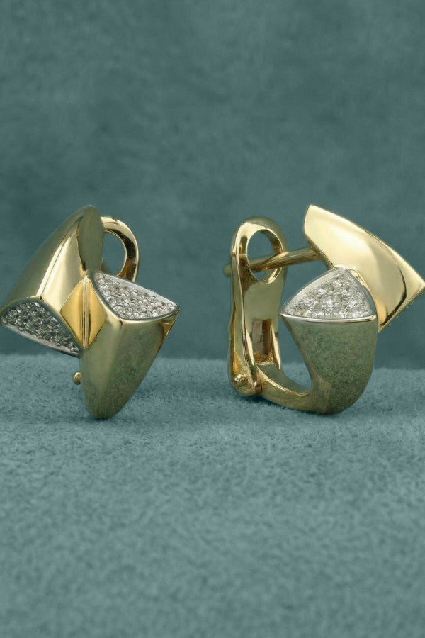 Серьги из лимонного золота c бриллиантами