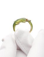 Кольцо из лимонного золота c эмалью