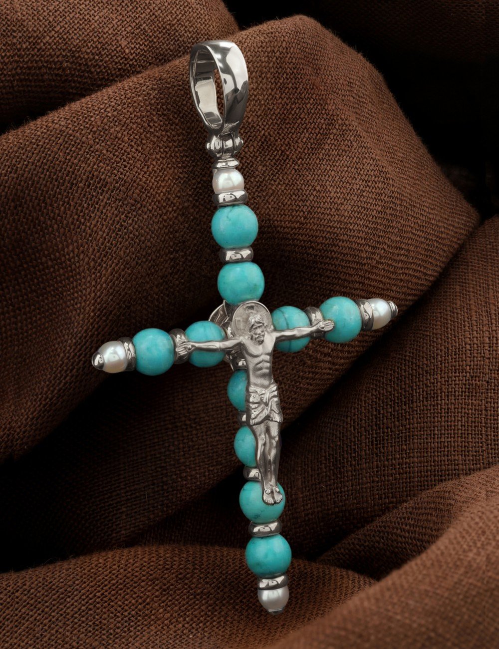 Крест из белого золота c жемчугом и бирюзой