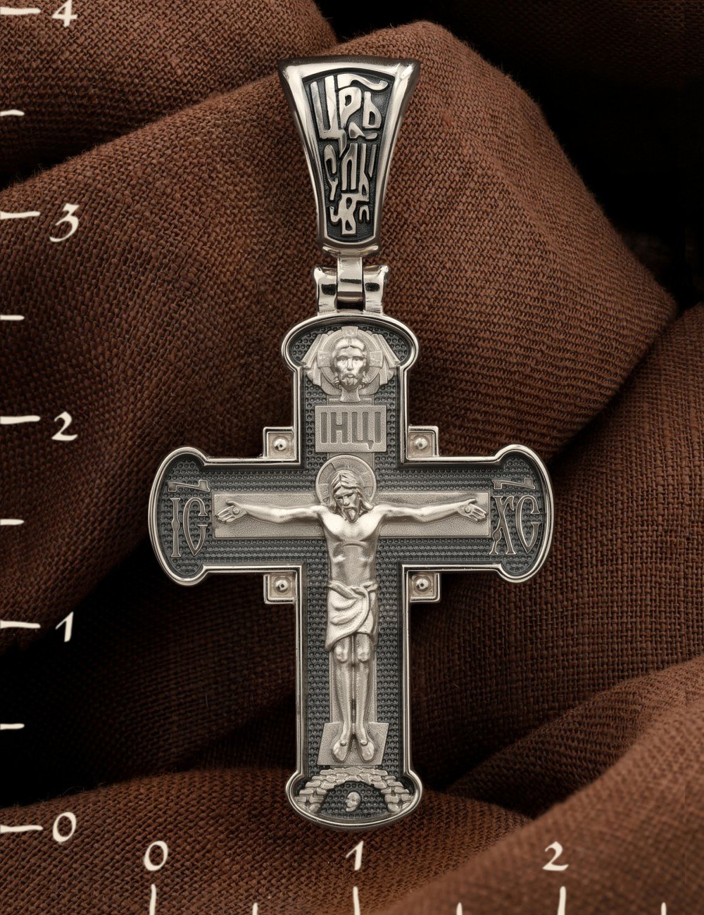 Крест из белого золота