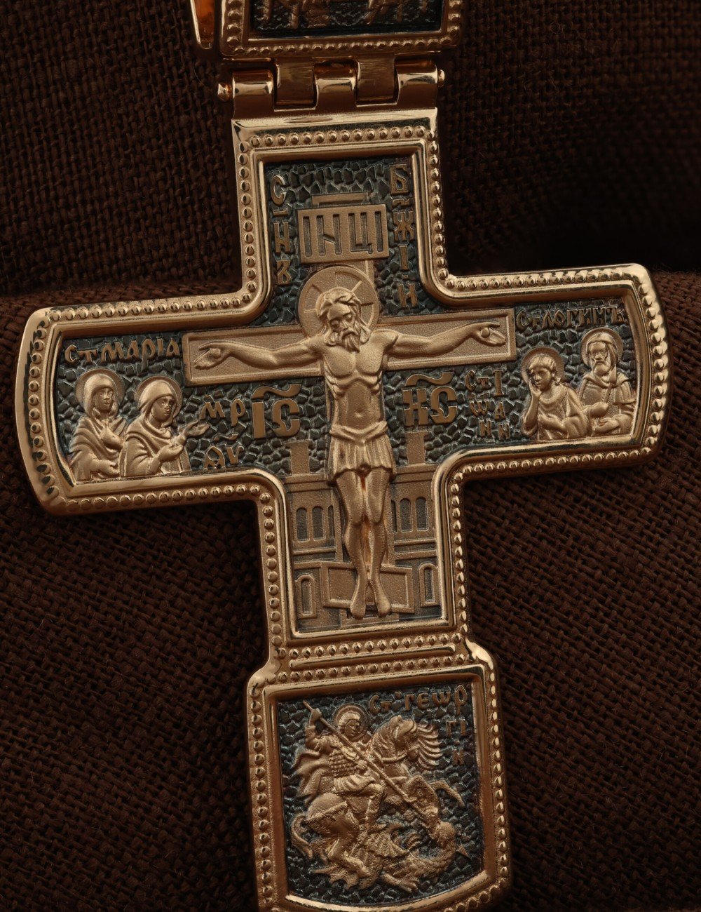 Крест из золота