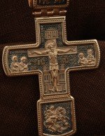 Крест из золота