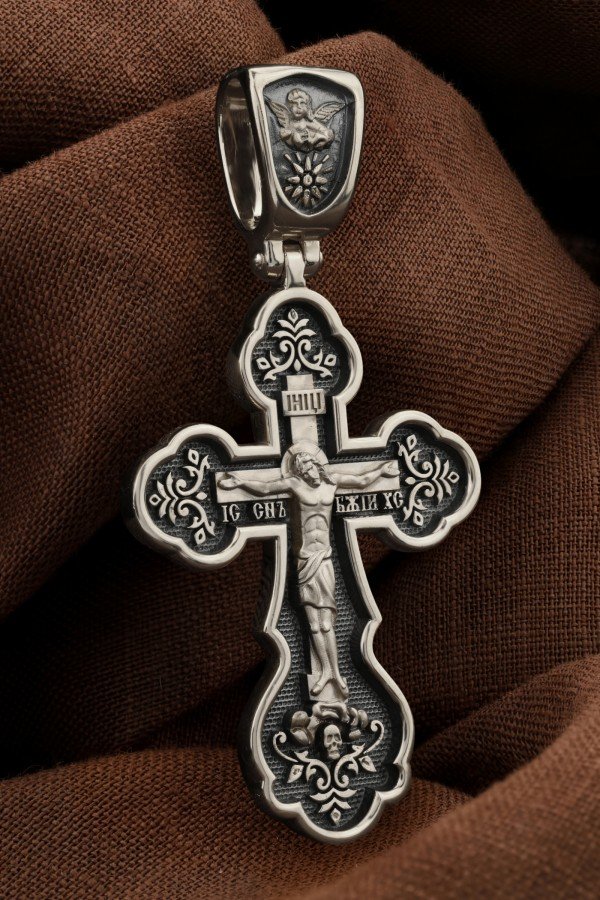 Крест из белого золота