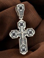 Крест из серебра 925 пробы c эмалью и сапфиром