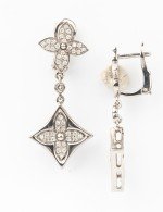 Серьги из белого золота c бриллиантами