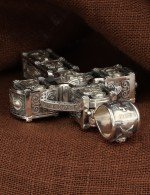 Крест из серебра 925 пробы и золота 585 пробы c эбеновым деревом