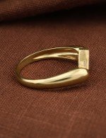 Кольцо из зелёного золота