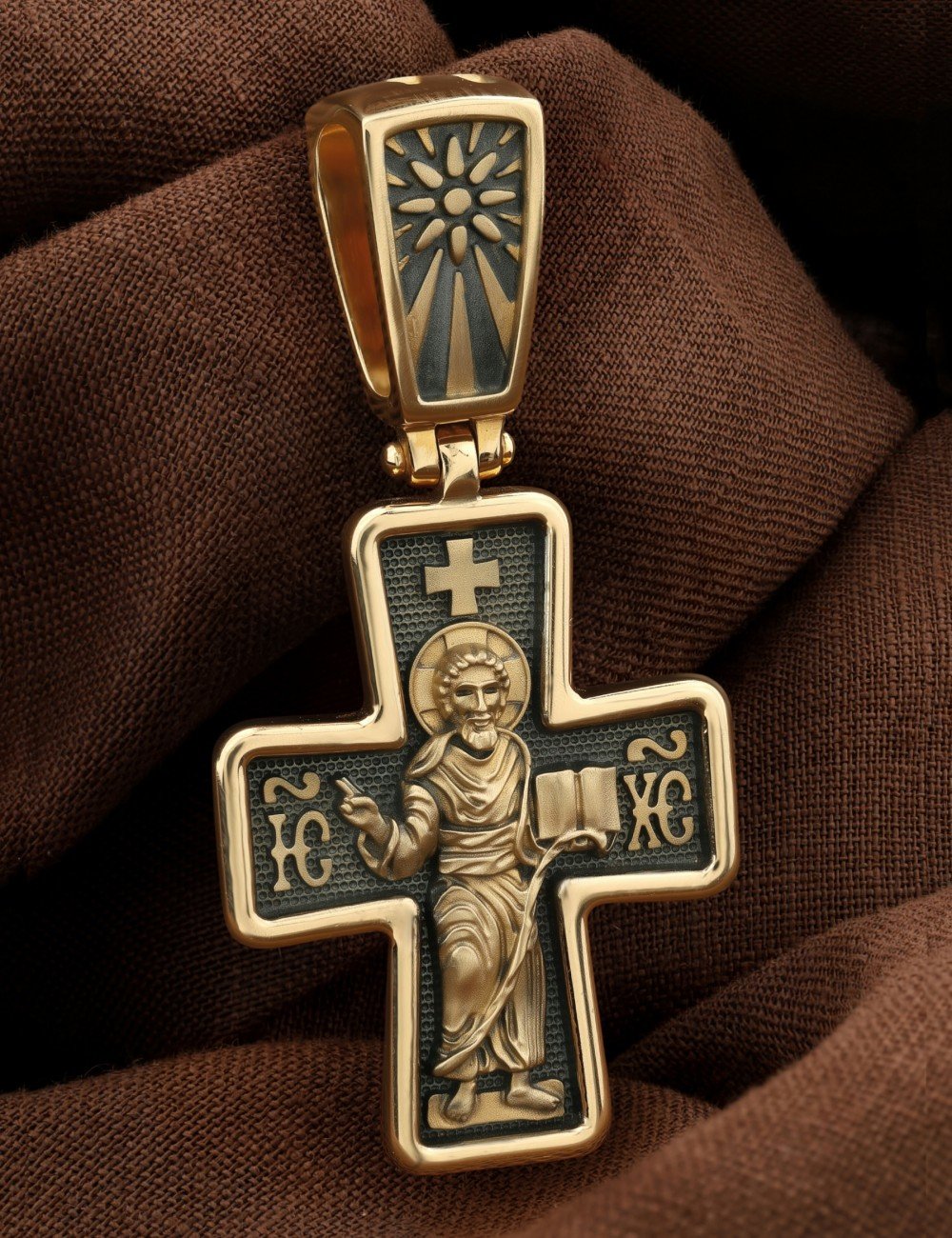 Крест из лимонного золота