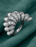 Кольцо из белого золота c бриллиантами