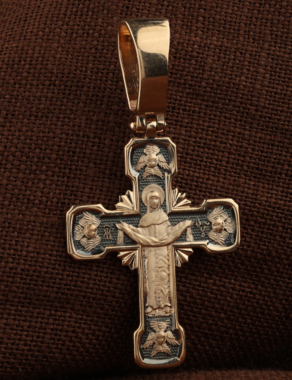 Крест из золота