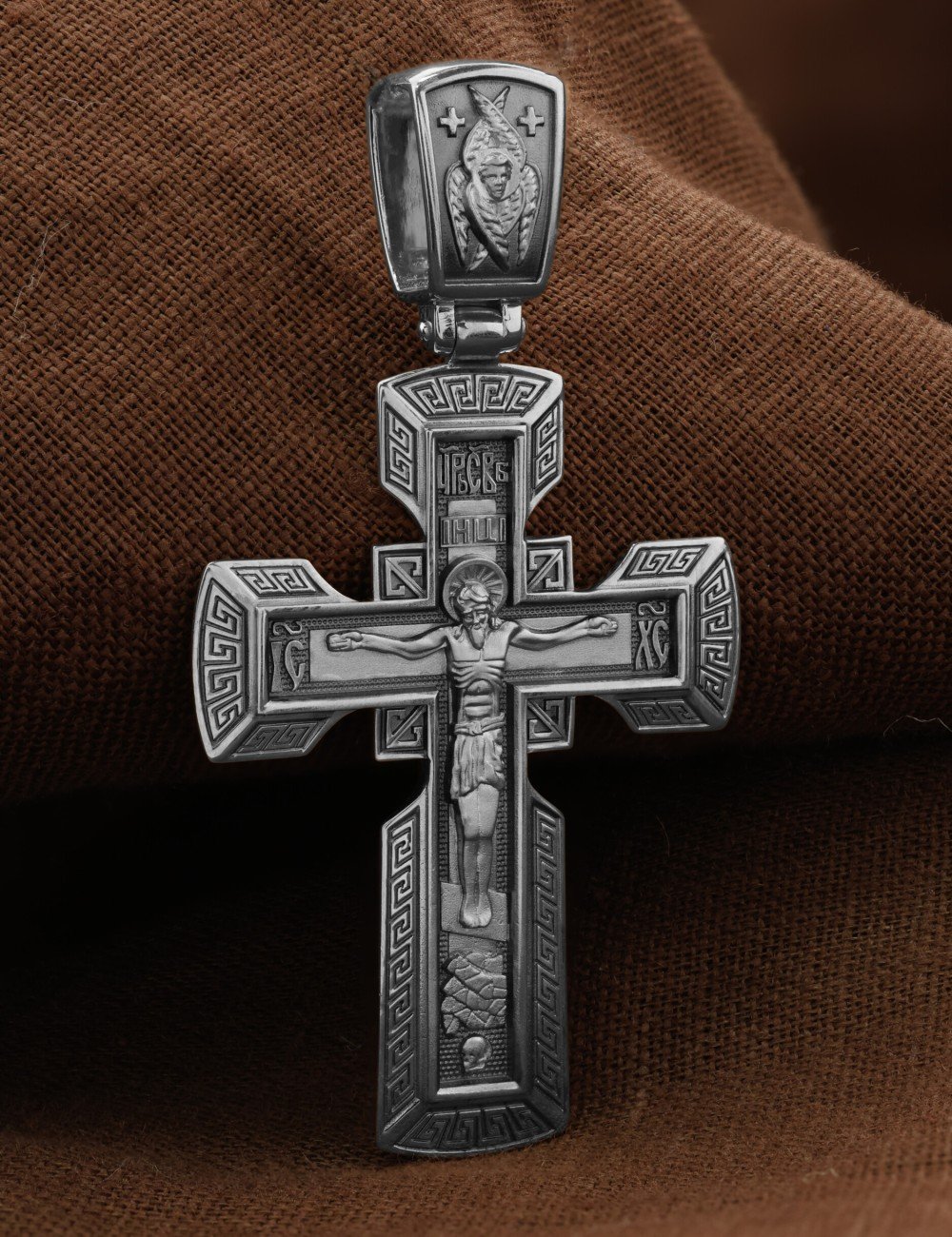 Крест из белого золота