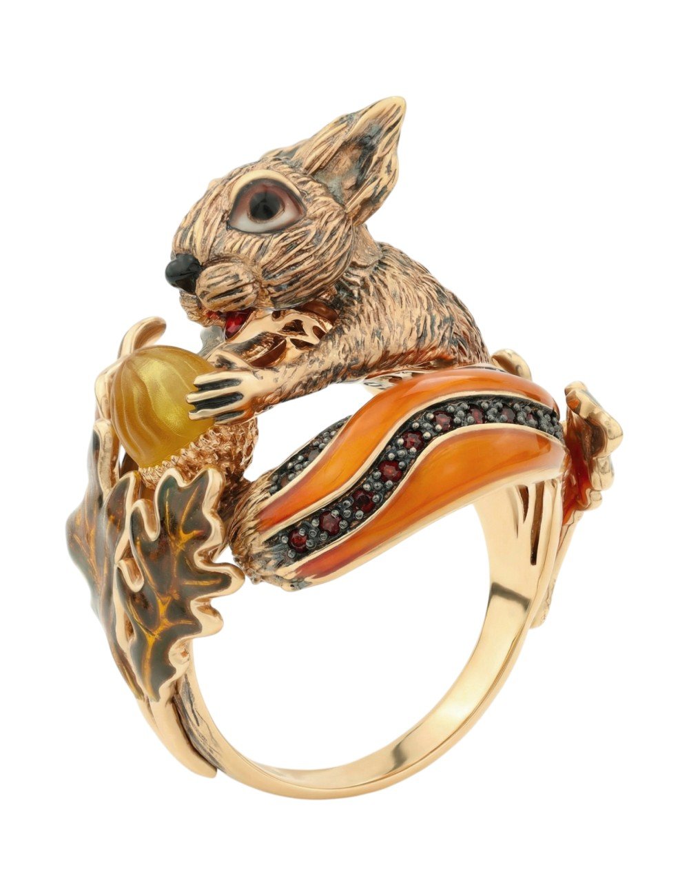 Кольцо из золота c эмалью, гранатом и янтарём