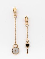 Серьги из золота c ониксом и перламутром