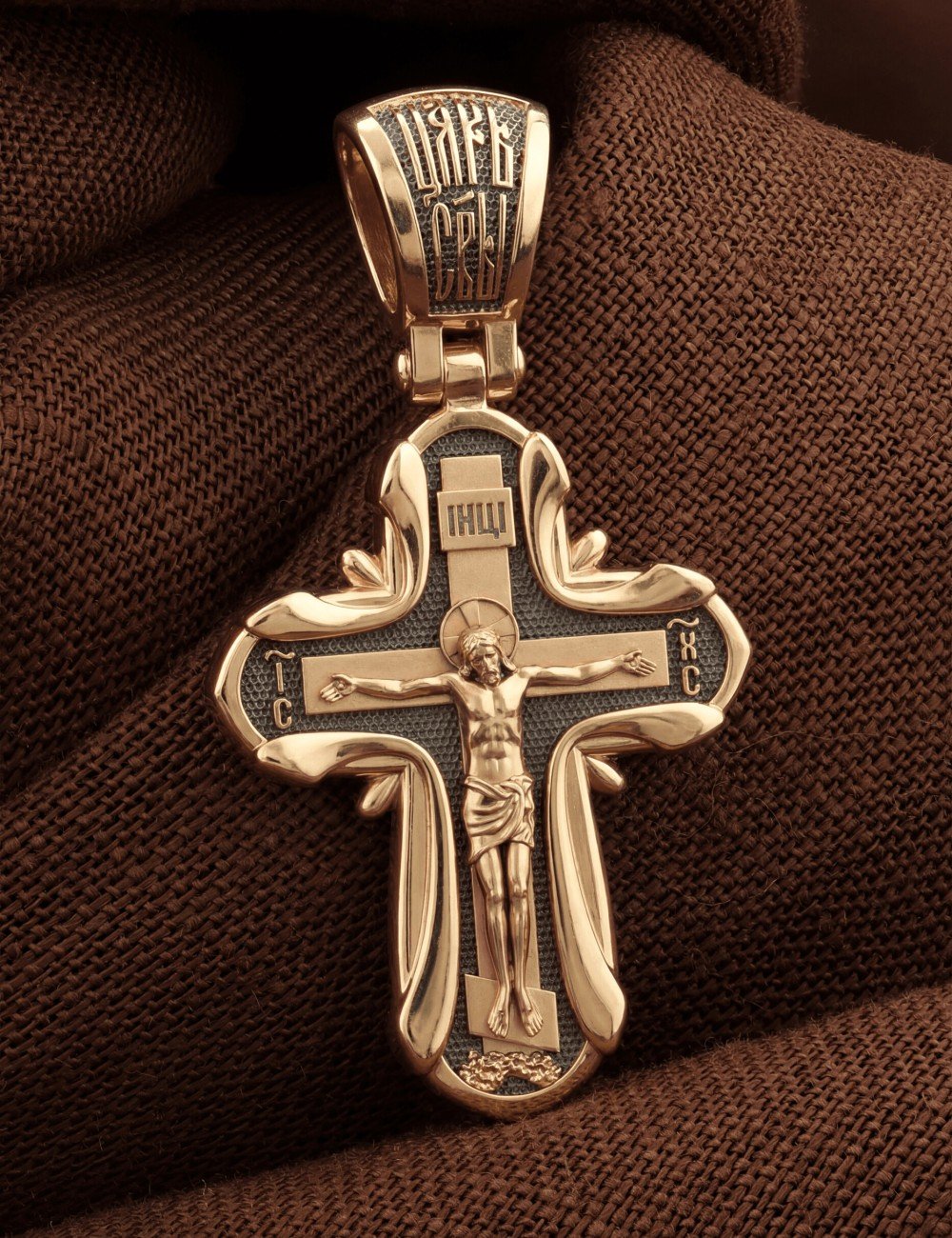 Крест из золота