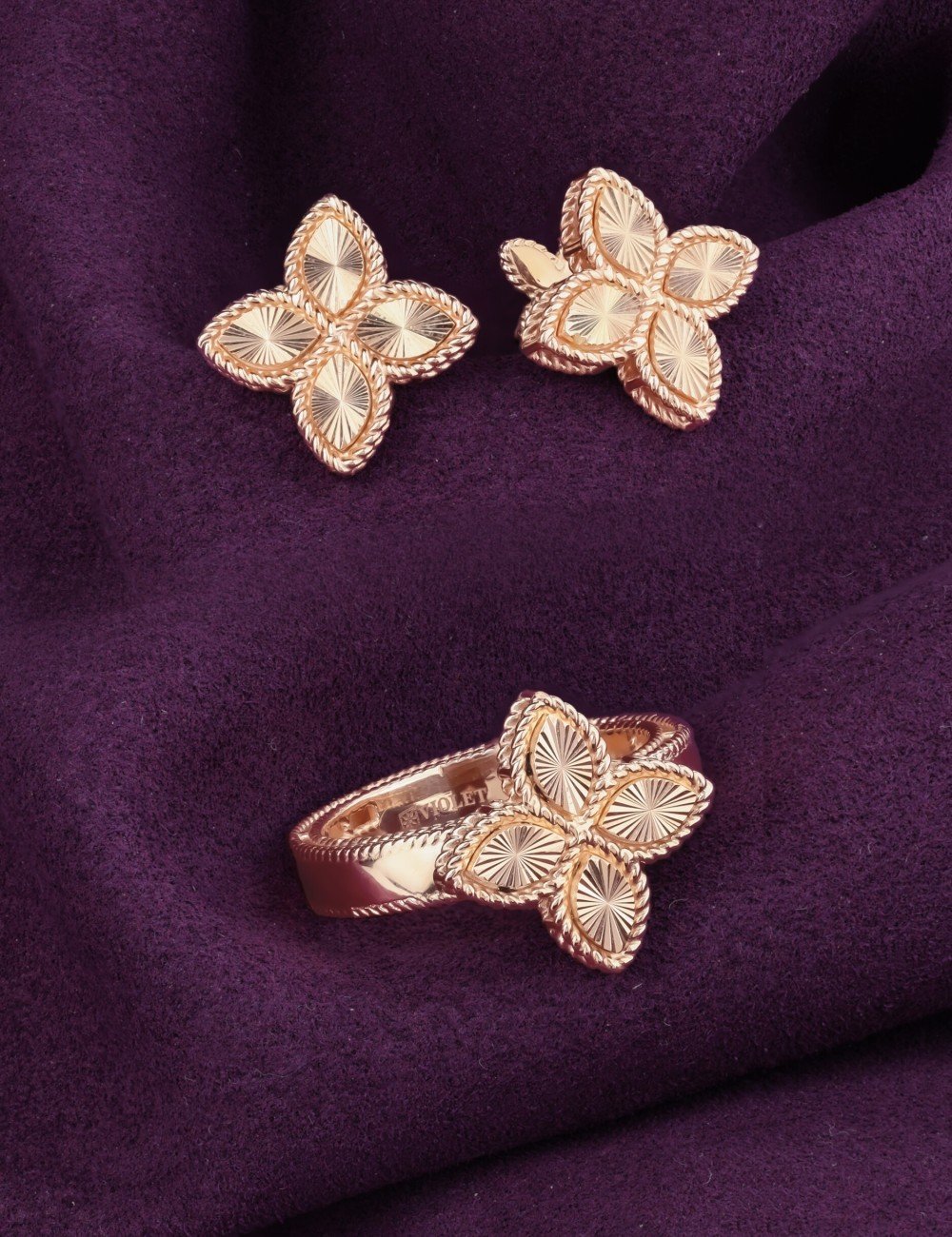 Серьги из золота