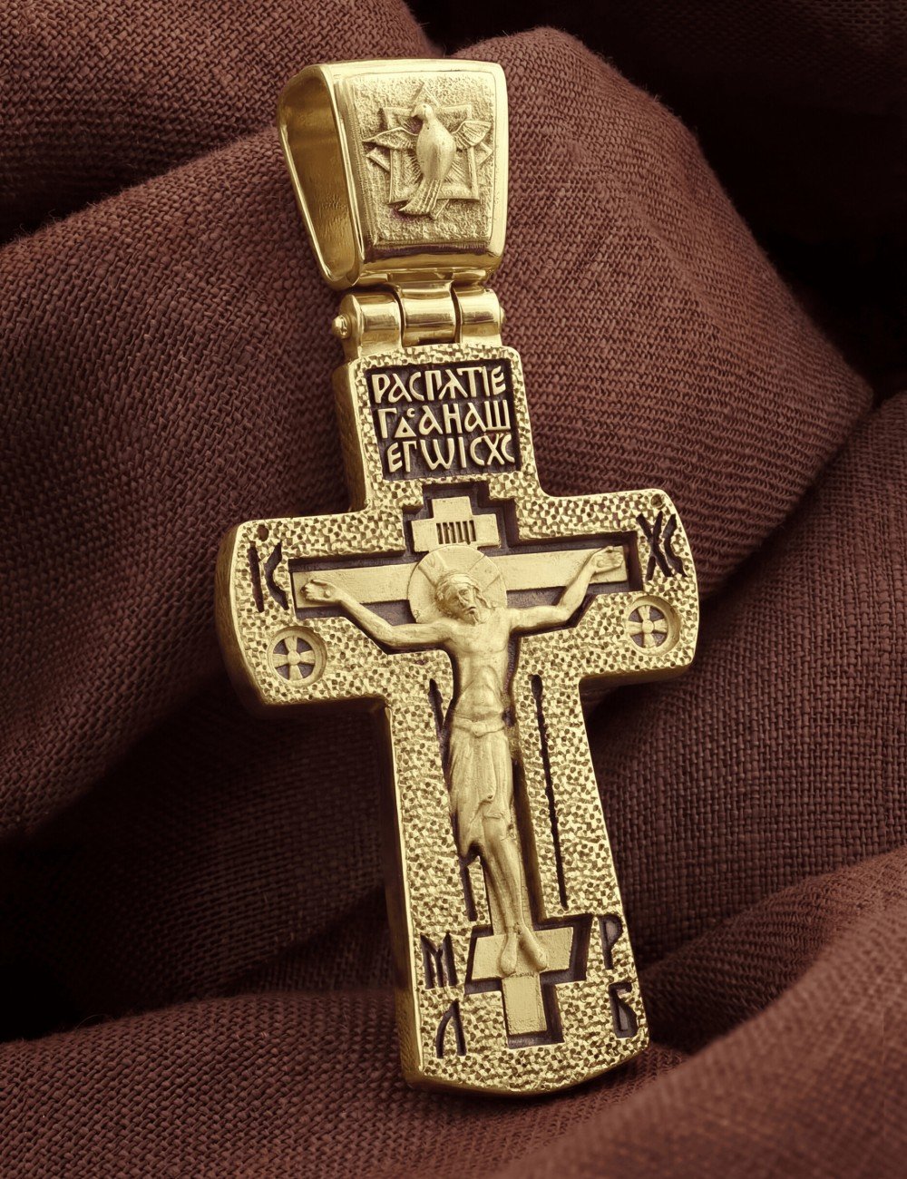 Крест из лимонного золота