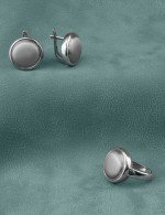 Кольцо из белого золота