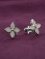 Серьги из белого золота c бриллиантами