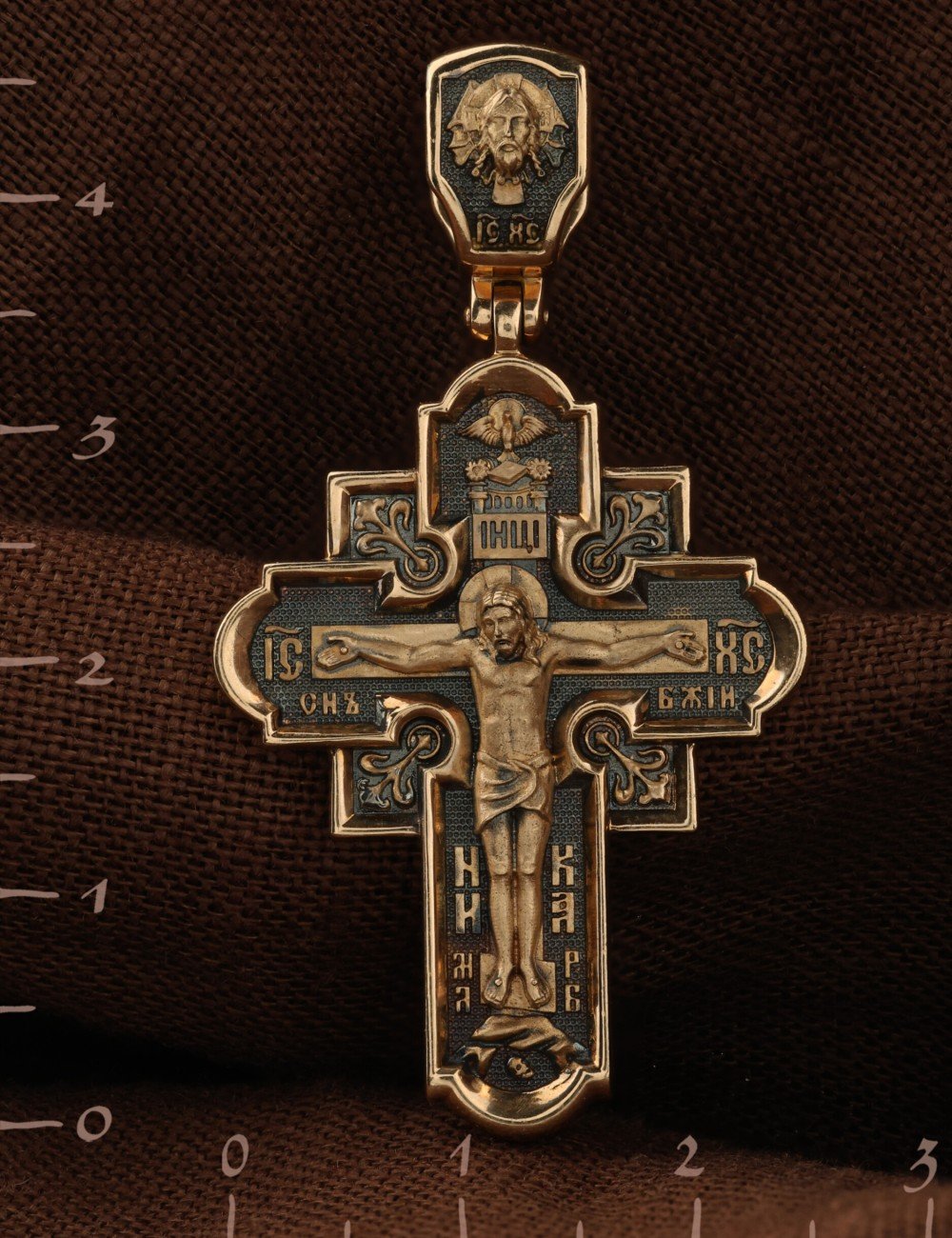 Крест из золота