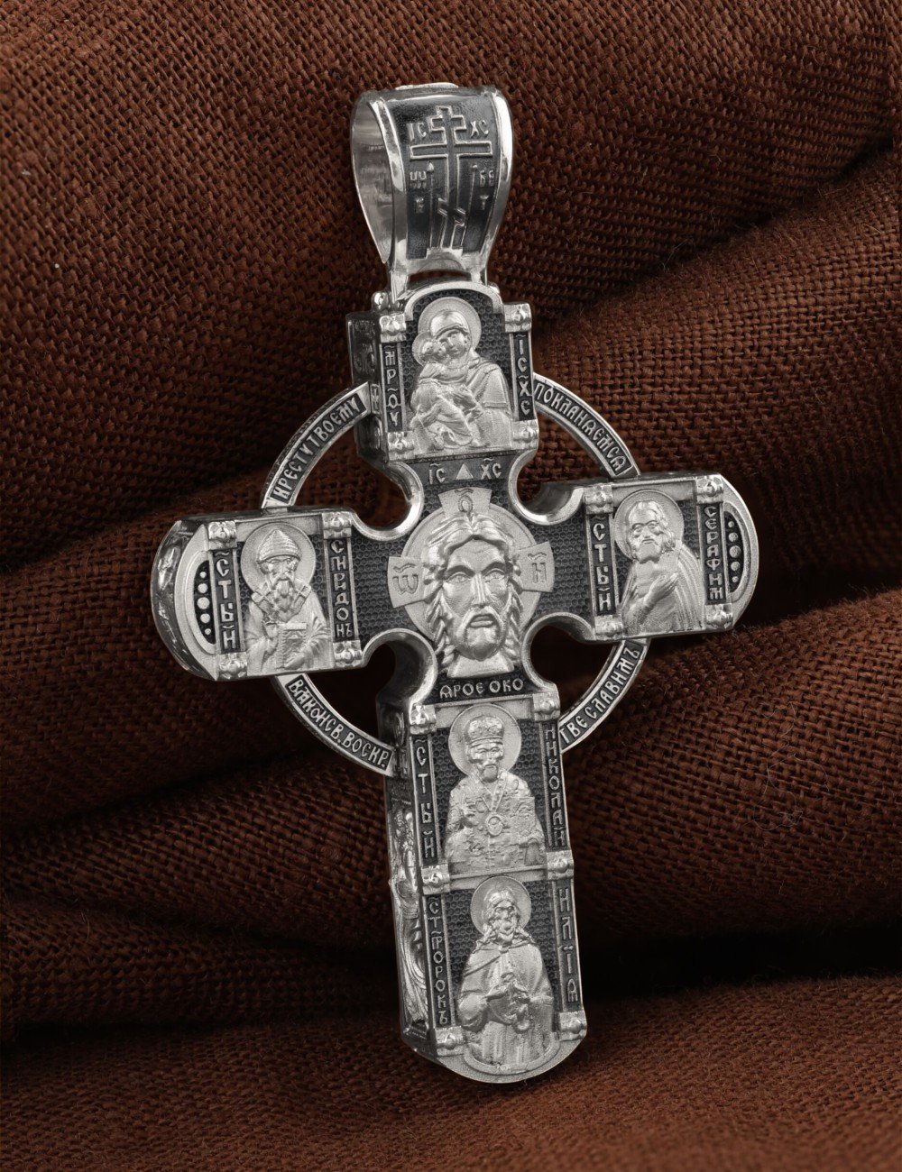 Крест из белого золота