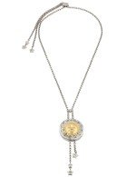 Колье из белого золота c ониксом и перламутром