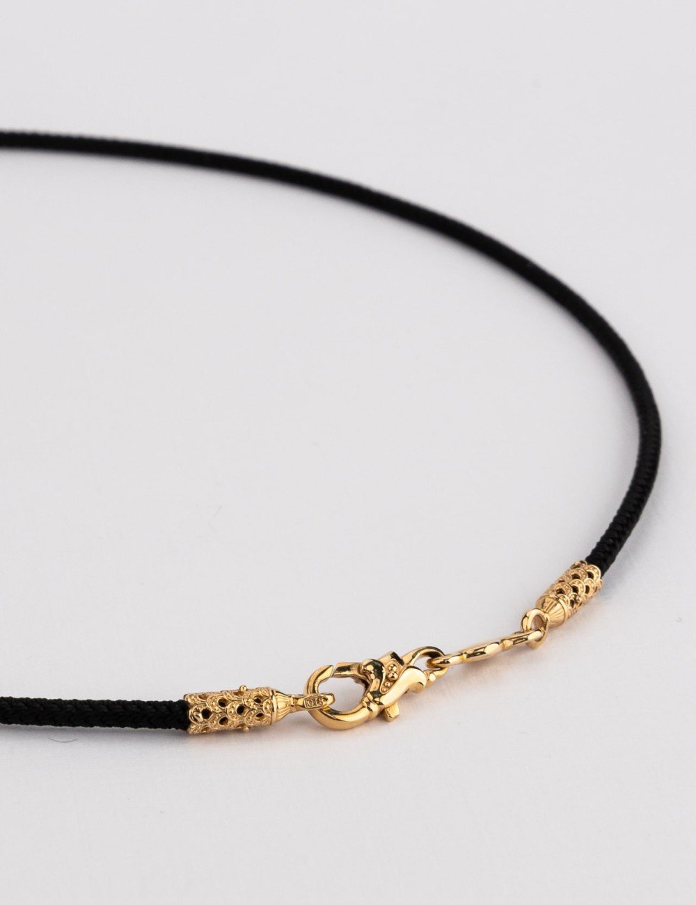 Шнурок шёлковый из золота c шёлковым шнурком