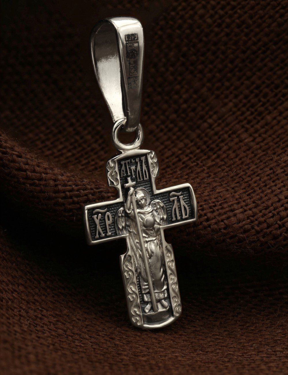 Крест из белого золота