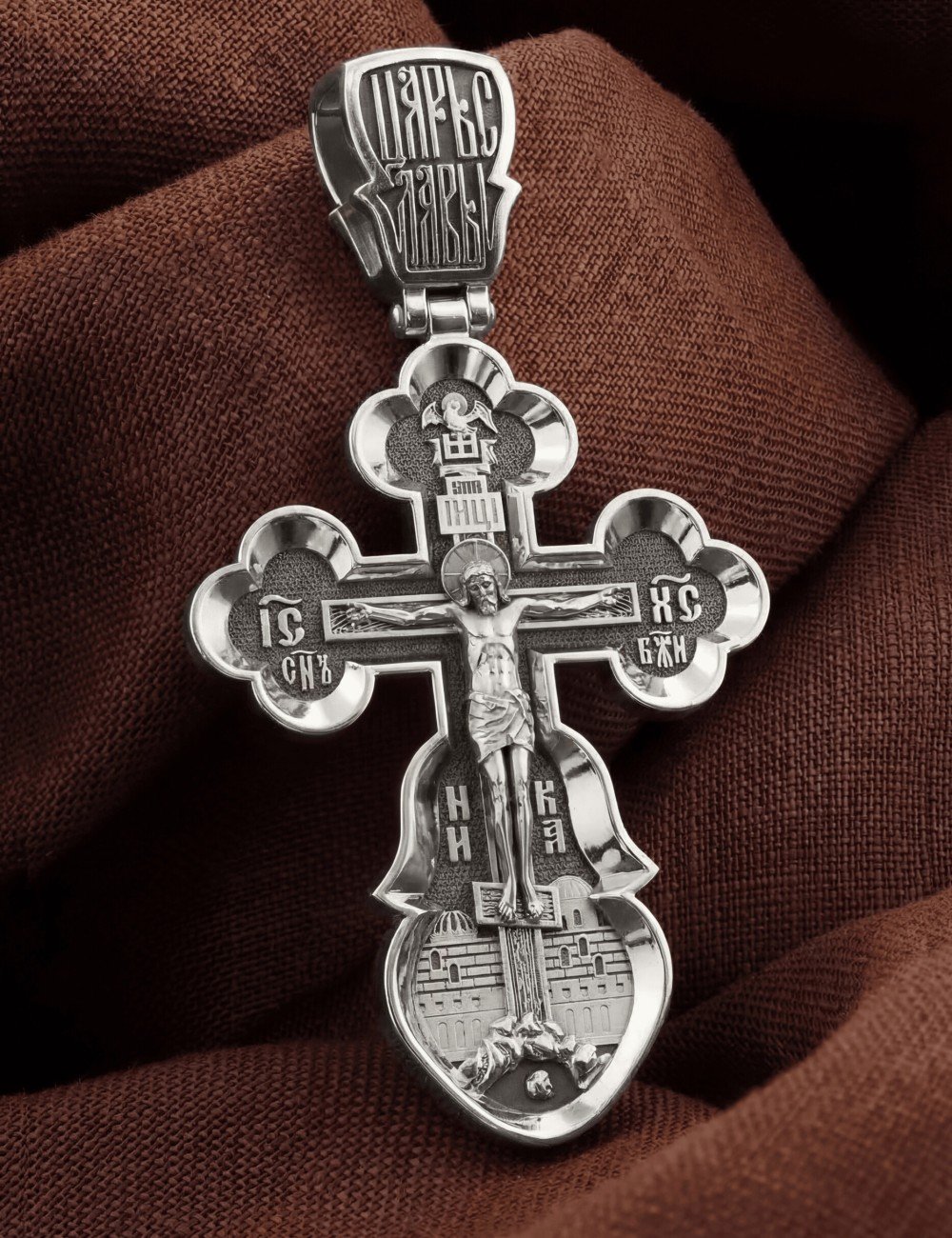 Крест из белого золота