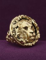 Кольцо из лимонного золота c эмалью и ониксом