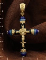 Крест из лимонного золота c ониксом, агатом и лазуритом