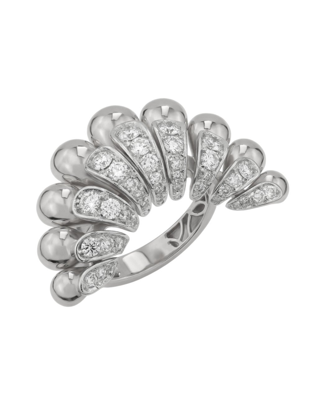 Кольцо из белого золота c бриллиантами