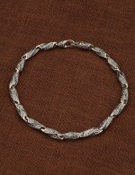 Браслет из белого золота