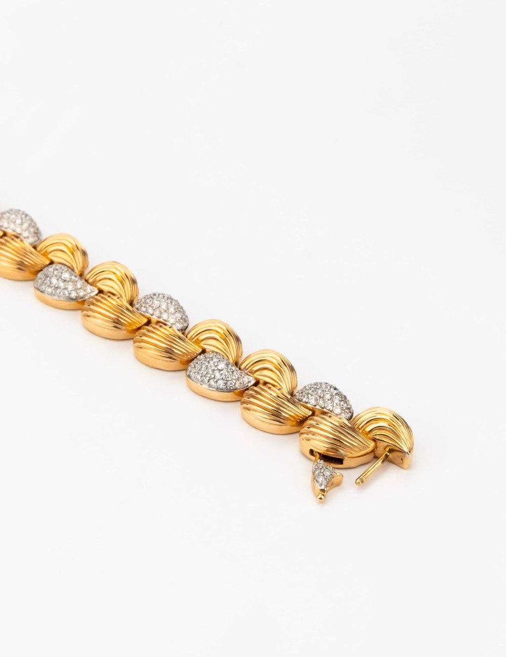 Браслет из золота c бриллиантами